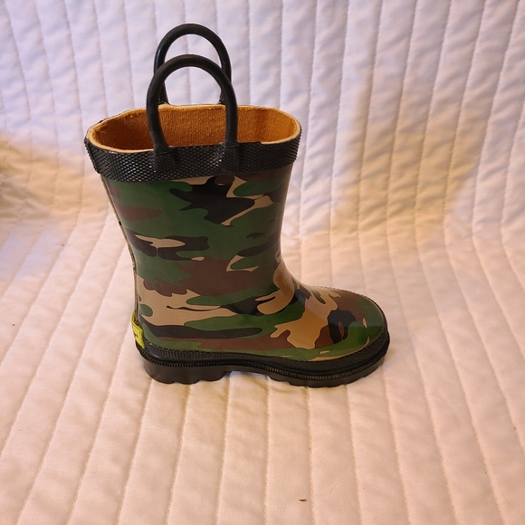 Western chief Boys boots size 6 - Picture 7 of 7